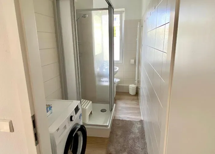 Apartment Komplette Nahe Am See